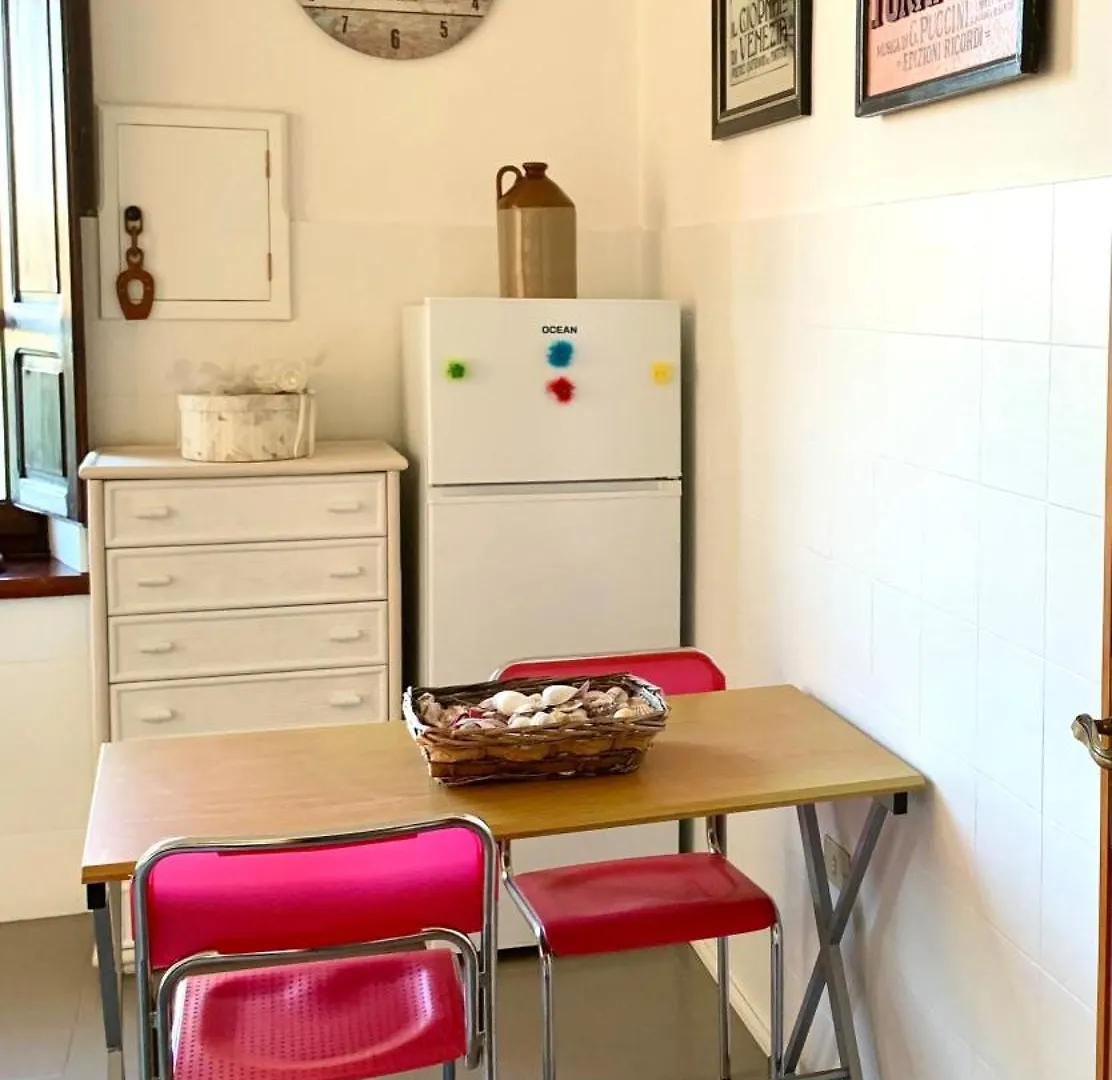 Apartman Guest House A Due Passi Olbia